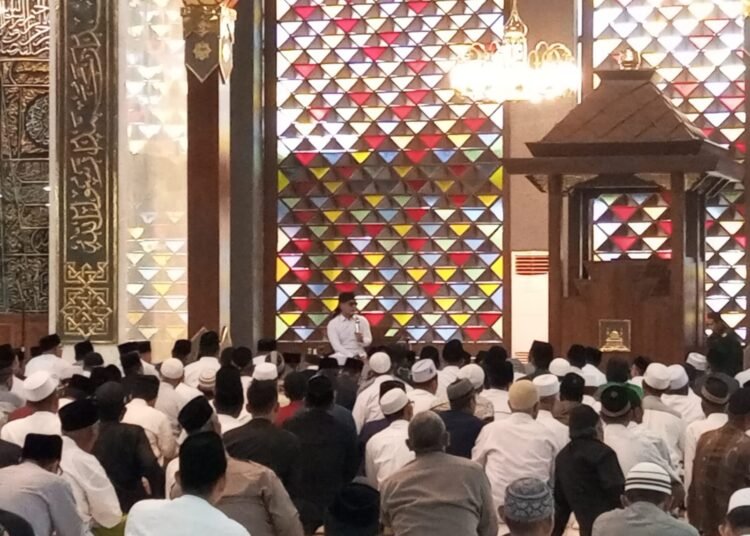 Pemkab Kebingungan Tanggapi Gunjingan Netizen Soal Gus Miftah di Masjid Nurul Wathon 