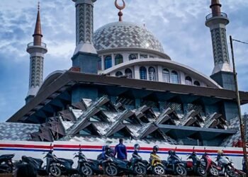 Tempat Parkir Jadi PR Pemkab Pasca Masjid Nurul Wathon Digunakan