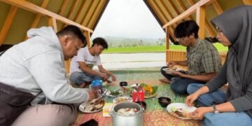 Resto di Cianjur Sajikan Kuliner Nusantara dengan Panorama Alam Terbuka