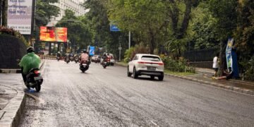 Warga Keluhkan Kerusakan Jalan Jalak Harupat dan Desak Perbaikan PUPR