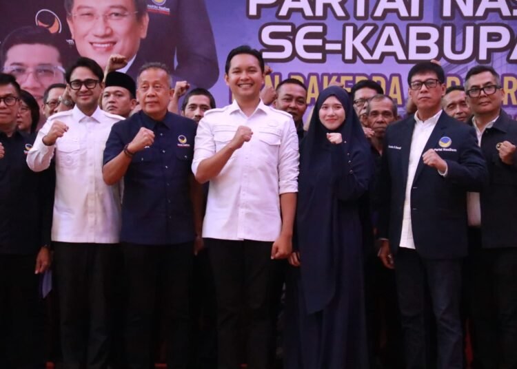 Nasdem Cianjur Lantik 32 Pengurus DPC