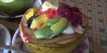 Es Goyobod Batok Kelapa Viral di Cianjur Ramai Diburu Saat Akhir Pekan