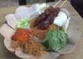 Sarapan Unik di Cianjur, Nasi Ulam Betawi Berpadu Sate Maranggi