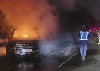 Balap di Tol Jagorawi, Mobil Terbakar hingga Dua Orang Luka