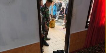 Jasad Bayi Laki-laki Ditemukan Warga dalam Kardus di Mushola Pacet Cianjur
