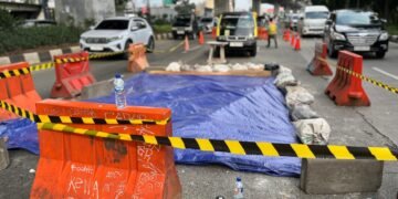Jalan Solis Kota Bogor Ambles, Pengendara Diimbau Waspada