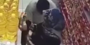 Modus Belanja, Barang Senilai Rp4 Juta di Minimarket Cibinong Raib Dicuri