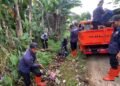 Menumpuk Sejak 1 Bulan, DLH Angkut 3 Kubik Sampah di Bekas Irigasi Bojonggede