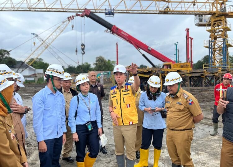 Dedie Rachim Tinjau Proyek Gedung Gene Bank Indonesia di RS Marzoeki Mahdi