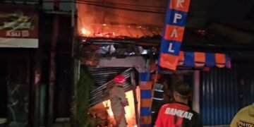 Korsleting Listrik, 2 Ruko di Cibinong Bogor Terbakar