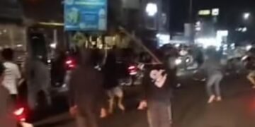 Pakai Sajam dan Bambu Runcing, Pelaku Tawuran di Cileungsi Diburu Polisi