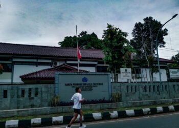 Wapres ke-6 RI Wafat, Bogor Kibarkan Bendera Setengah Tiang Selama 3 Hari