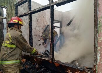 ODGJ Buang Puntung Rokok Sembarangan, 3 Rumah di Ciomas Terbakar