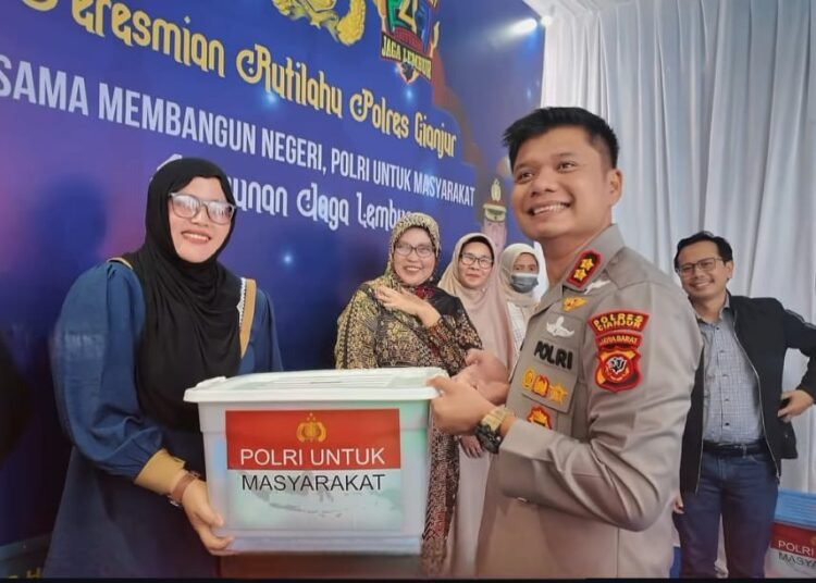 Safari Ramadhan Polri, 160 Rumah Tidak Layak Huni di Jawa Barat Kini Diresmikan