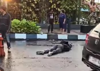 Hantam Genangan Air saat Ngebut, Pemotor di Cibinong Terluka