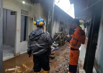 Sungai Cikeas Meluap, Belasan Rumah dan Musala di Katulampa Terendam Banjir Lintasan