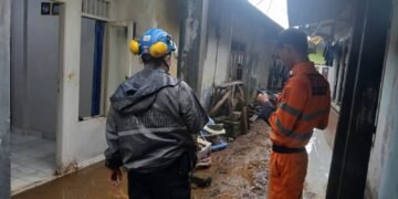 Sungai Cikeas Meluap, Belasan Rumah dan Musala di Katulampa Terendam Banjir Lintasan