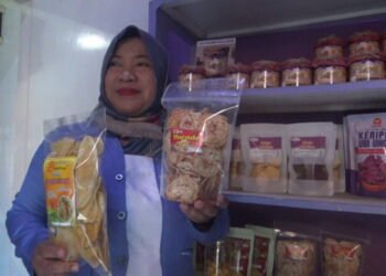 Harga Plastik Naik Drastis, UMKM Cianjur Terpaksa Hitung Ulang HPP