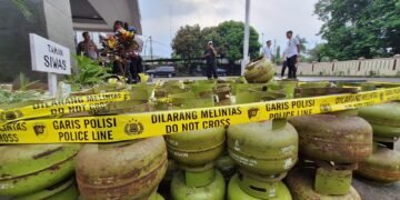 Polisi Amankan 793 Tabung Gas Oplosan di Sukaraja-Cileungsi, Pasutri Diciduk