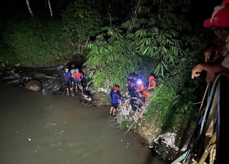 Remaja 14 Tahun Tewas Tenggelam di Kali Ciesek Megamendung