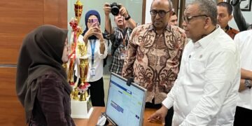 Kunjungi RS UMMI Bogor, Wamenaker Tinjau Program Magang Nasional