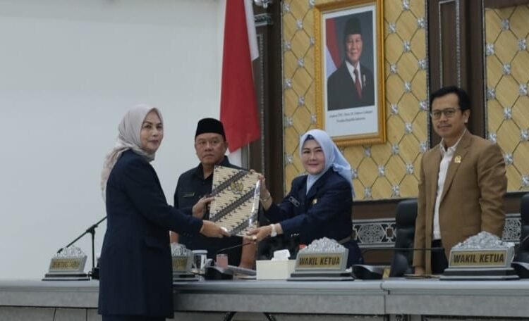 DPRD Cianjur Bahas 5 Raperda dalam Rapat Paripurna, Fokus Penguatan Regulasi Daerah