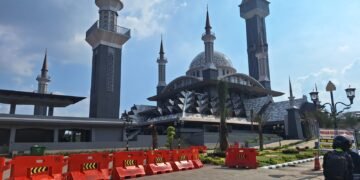 Viral Atap Masjid Nurul Wathon Bocor, Pemkab Bogor : Itu Pembuangan Mampet