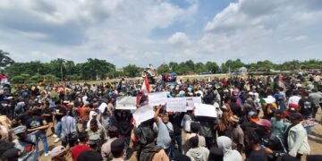 Ancam Ekonomi, Warga 3 Kecamatan Desak Aktivitas Tambang Kembali Dibuka