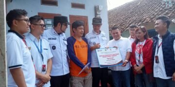 Program 12 Pas Sukabumi Salurkan Bantuan Modal Usaha hingga Sembako