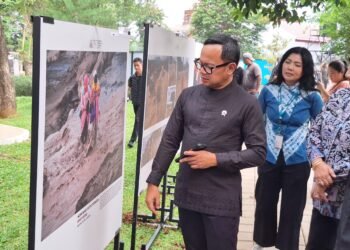 Hadiri Pameran APFI di Cibinong, Bima Arya Tersentuh Lihat Foto Korban Erupsi Gunung Semeru