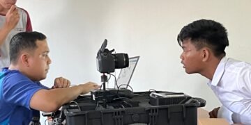 Kelurahan Sempur Rekam e-KTP Pemula Lewat LSM 