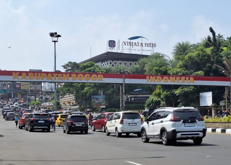 Libur Isa Almasih, 10 Ribu Kendaraan Masuk Kawasan Wisata Puncak