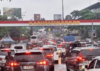 Pagi Hingga Sore, 57 Ribu Kendaraan Padati Kawasan Puncak di Libur Isa Almasih
