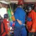 Dievakuasi 1 Jam, pekerja bangunan yang terjepit harus di infus