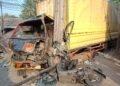 Truk Box Ringsek Usai Tabrak Tiang Listrik di Cileungsi, Pemotor Jadi Korban