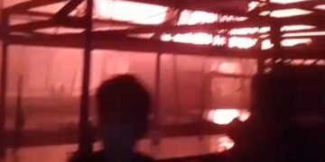 Korsleting Listrik CCTV Sebabkan Kebakaran 3 Kios di Pasar Parung 