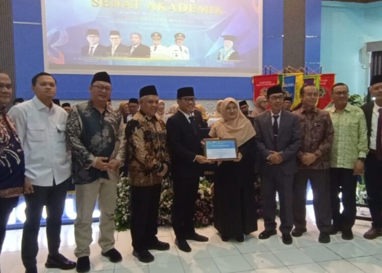 Mendes Yandri Gandeng UMMI Sukabumi Wujudkan 12 Aksi Bangun Desa