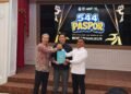 Hari Lahir Bertepatan dengan HJB, Warga Cibinong Dapat Paspor Gratis