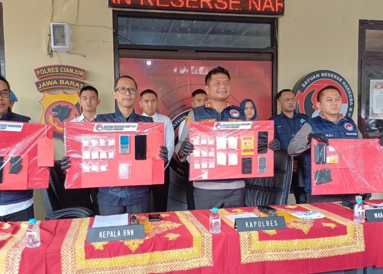 Polres Cianjur dan BNNK Bongkar Jaringan Sabu Lintas Daerah, 270 Gram Sabu Senilai Rp500 Juta Disita