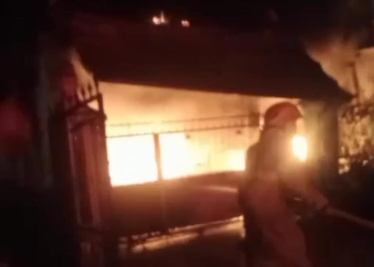 Toko Sparepart Motor di Citeureup Terbakar Saat Ditinggal Pemilik