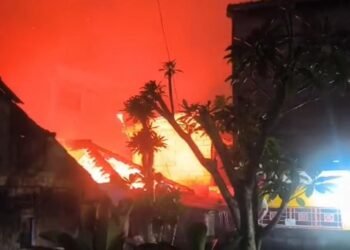 Gegara Anak Main Lilin, Rumah dan Motor Terbakar di Bojonggede