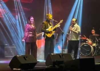 Bawakan Lagu-Lagu Hits, Tiga Legenda Jazz Hipnotis Penonton BuitenJazz Meet The Legend di Bogor