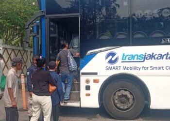 HUT ke 499 Jakarta, Naik TransJakarta Rp1 Disambut Antusias Warga Bogor 