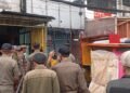 Satpol PP Tertibkan Belasan Gerobak PKL di Jalan Dewi Sartika