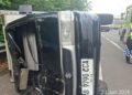 Diduga Mengantuk, Dua Mobil Tabrakan di Tol Jagorawi Bogor