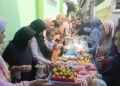 Ratusan Warga Serbu Bazar Makanan Gratis pada Gebyar Muharam di Cianjur
