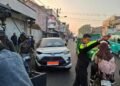 1 ORANG LUKA DALAM KECELAKAAN CANTER TABRAK TOYOTA RAIZE DI CISAAT SUKABUMI