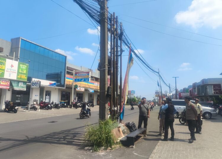 Sentuh Kabel PLN, Seorang Teknisi WiFi Tersengat Listrik di Sukaraja