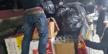 Polisi Amankan 1.134 Botol Miras Ilegal dan Penjual di Ciseeng