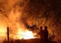 Pembakaran Sampah Sebabkan Lahan Pembuangan Limbah di Gunungputri Terbakar 